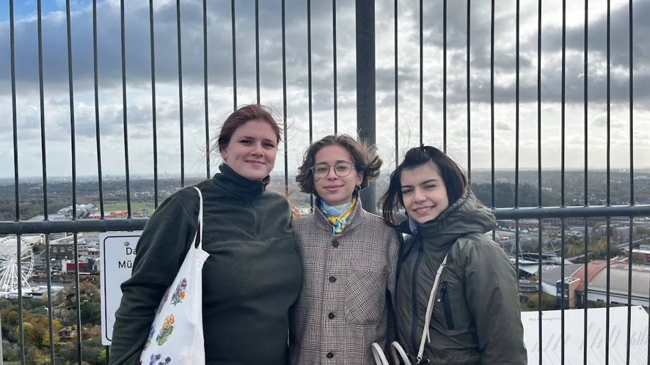 Студенти кафедри молекулярної генетики та біотехнології досліджують вплив різних стресових факторів на розвиток та ріст рослин на базі Кельнського університету